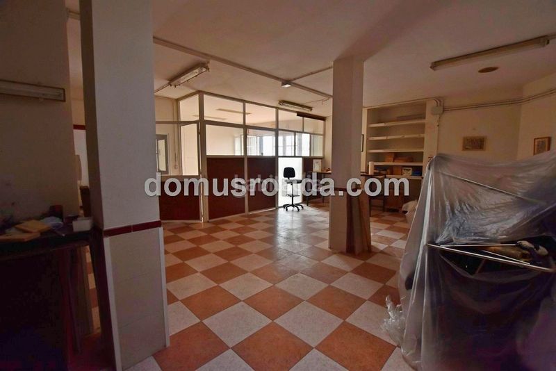 Foto b9f010b8-f64f-4918-937a-9a364f57e782. Local comercial a Casco Histórico Ronda