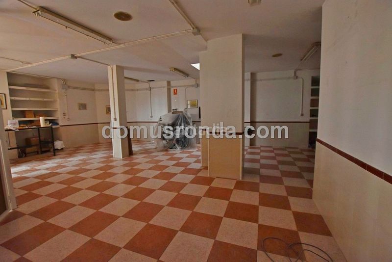 Foto be95221f-9ab0-4b2d-be0e-a54b8bdf56bd. Local comercial a Casco Histórico Ronda