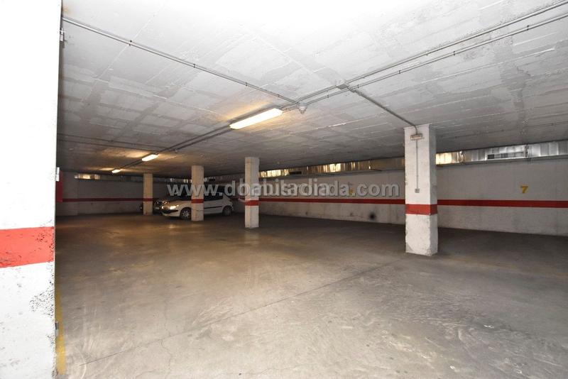 Foto ed68daf1-ad7a-4427-8044-bfb4aaa2e3ee. Aparcament cotxe a San Rafael Ronda