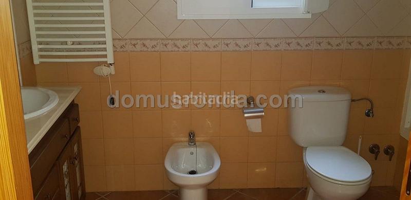 Foto a93e15be-1669-44eb-88fc-acd7b0f596ae. Pis amb calefacció a Burgo (El)