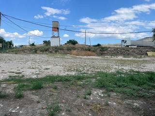 Propriété  N/a. Parcela urbana  a 15 de ronda