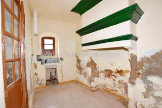 Maison à La Ciudad. Casa para rehabilitar con patio. ideal inversión.