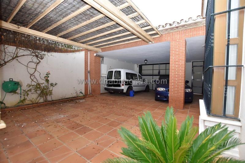 Foto 2a202cf6-ebe4-4a77-9ecd-8d352c1cc3ea. Xalet amb calefacció aparcament piscina a La Planilla Ronda