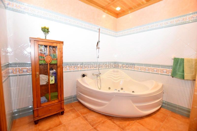 Foto 4fe0fb70-2bb1-4bd9-86da-e36745cb38e1. Xalet amb calefacció aparcament piscina a La Planilla Ronda