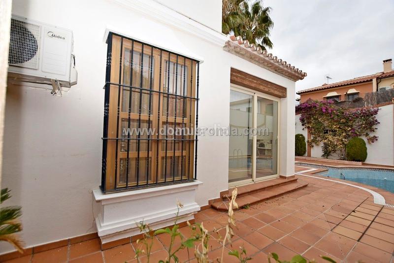 Foto a9c00589-1a01-4854-9894-66579c0f08d7. Xalet amb calefacció aparcament piscina a La Planilla Ronda