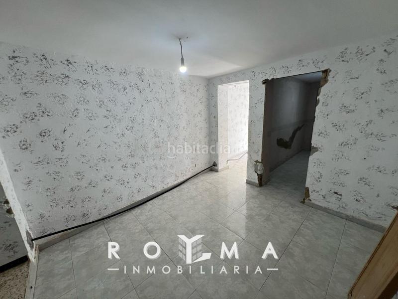 Foto e56569c9-15bf-48ab-aae4-d1a8cacfbae6. Casa adossada a Saucejo (El)