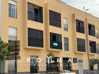 Aparcament cotxe a Centro - Doña Mercedes. Plaza de garaje en  avda. real de utrera