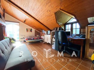 Xalet a Torrequinto. Chalet independiente dividido en dos viviendas en torrequinto