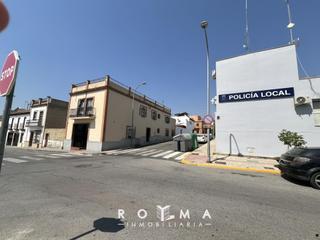 Casa adossada  Calle martinete. Adosada en cesión de remate  frente policía local