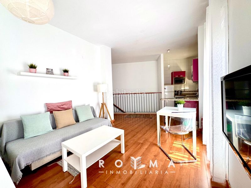 Foto f16acc5e-f762-417a-bf85-84543f4e6bd0. Pis a Espartinas pueblo Espartinas