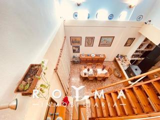 Chalet  Calle cerro de la coladilla. Chalet independiente en urb. los cerros de montequinto