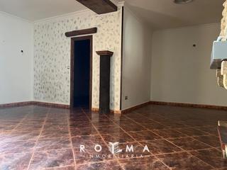 Haus in Puebla de los Infantes (La). Casa adosada a reformar ideal inversores