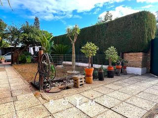 Xalet en Torrequinto. Casa o chalet independiente en venta en torrequinto