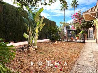 Chalet à Torrequinto. Casa o chalet independiente en venta en torrequinto