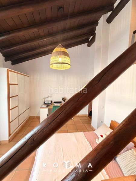 Foto 0408e739-8e15-4416-a588-742581894fe8. Casa adossada amb calefacció aparcament piscina a Dos Hermanas