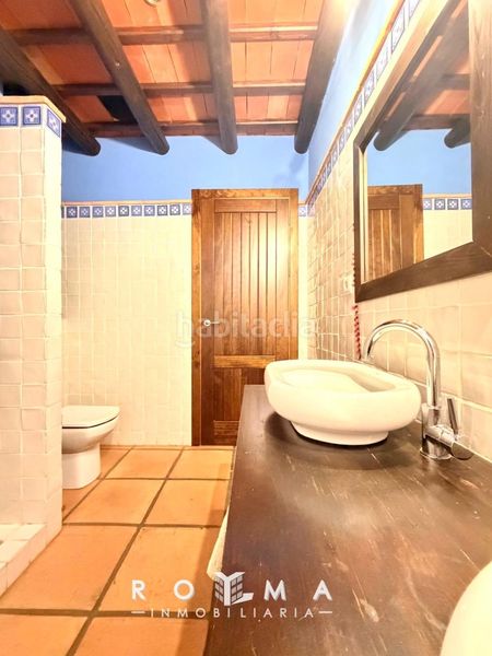 Foto ffa4e00a-d580-4120-9c98-ede8449ca385. Casa adossada amb calefacció aparcament piscina a Dos Hermanas