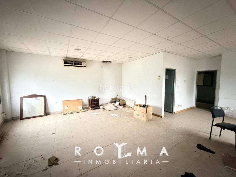 Foto 1077d902-9774-4e25-84c1-c6294e9f7672. Capannone industriale in La Motilla - Fuente del Rey Dos Hermanas