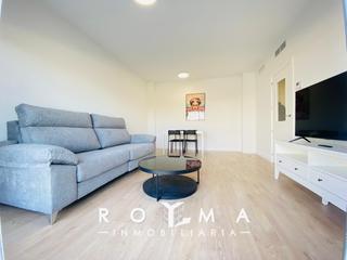 Location Appartement  Calle manuel espada cabrera 3. Alquiler de piso  garaje, trastero y zonas zomunes