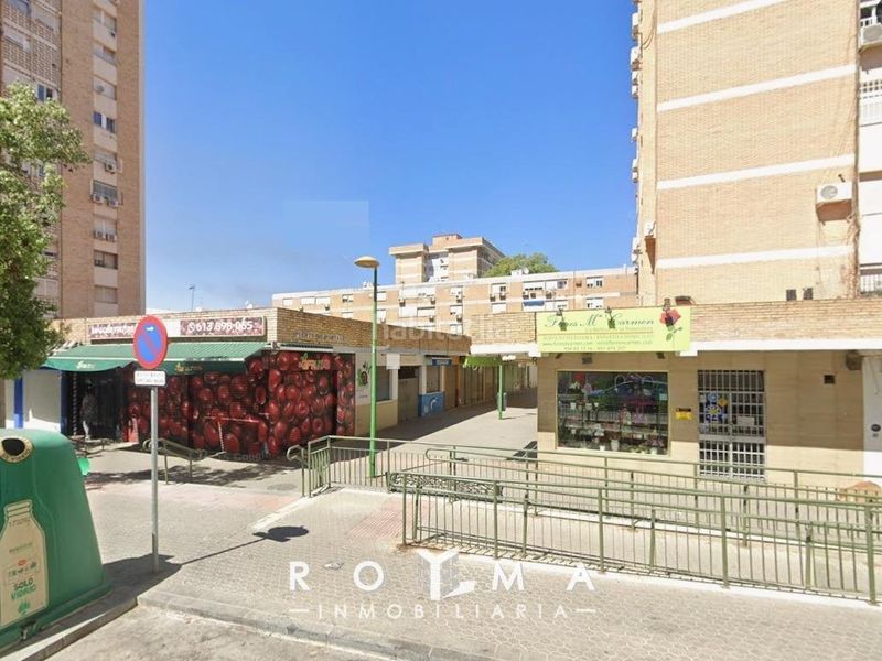 Foto 64638c20-e59f-4bc4-96f2-9e14cb2b025c. Geschäftsraum in Juan XXIII - Rochelambert Sevilla