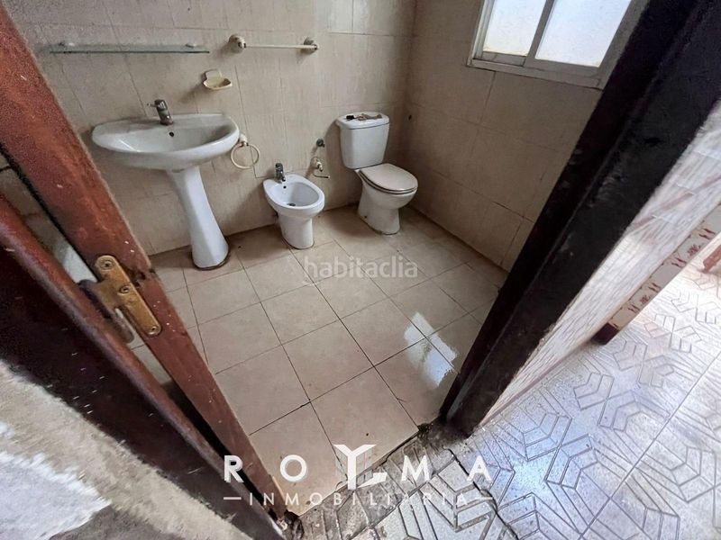 Foto 9378a199-2a1f-40f7-8c42-0d9a659049f1. Casa adossada a Arahal