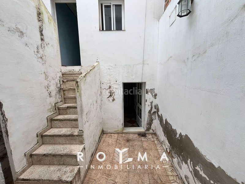 Foto f3e5368d-ada0-4946-9c03-bcd2b958cac4. Casa adossada a Arahal