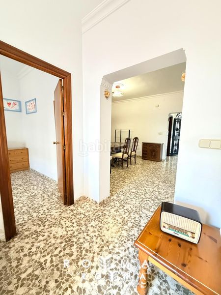Foto 9e96ee5d-9756-45de-9ec4-d49bd987eecf. Casa adossada amb calefacció aparcament a Centro - Doña Mercedes Dos Hermanas