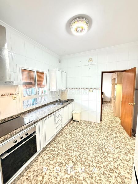 Foto d920f83f-0d38-49b1-99a3-9861a715df3a. Casa adossada amb calefacció aparcament a Centro - Doña Mercedes Dos Hermanas