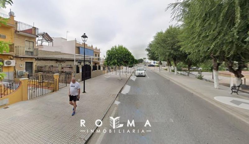 Foto ad741fea-694a-423d-8521-538f39f7632a. Casa adosada 2 viviendas mismo edificio en Algaba (La)