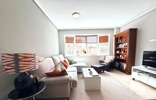 Affitto Appartamento  Calle luis montoto. Alquiler piso en luis montoto con garaje,  patio y lavadero