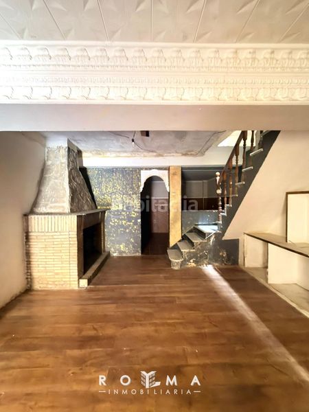 Foto 8f6e39f9-ce49-4362-b29c-92b1c45b7294. Casa adossada a Palmete Sevilla