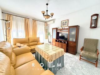 Etagenwohnung  Calle plata (la). Magnifico piso en centro alcal� de guadaira