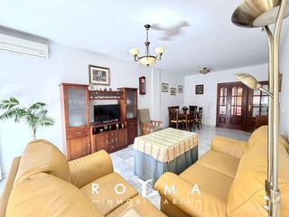 Flat  Calle plata (la). Magnifico piso en centro alcal� de guadaira