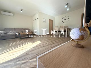 Appartamento en Centro - Do�a Mercedes. Gran piso en plena av. reyes cat�licos