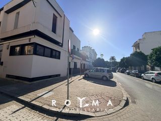 Doppelhaus in Barrio del Nervión. Casa en nervión
