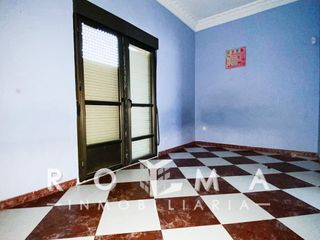 Pis a Aznalcázar. Gran oportunidad amplio piso centro de aznalcázar sevilla