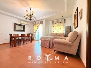 Location Appartement à Arco Norte - Avda España. Alquiler de excelente piso en arco norte , garaje y piscina