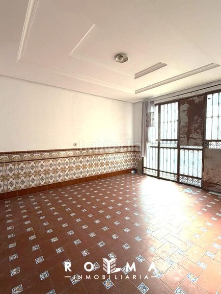 Foto fa974920-0ac4-4a13-bc11-1baee65860bd. Casa adossada amb aparcament a Centro - Doña Mercedes Dos Hermanas