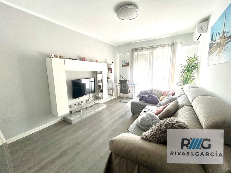 Foto e78636f9-ab7b-4f9d-a9a7-68df7144f022. Àtic amb aparcament a Centro Jerez de la Frontera