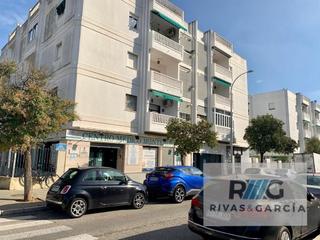 Aparcament cotxe a El Altillo. Plaza de garaje en venta en el altillo