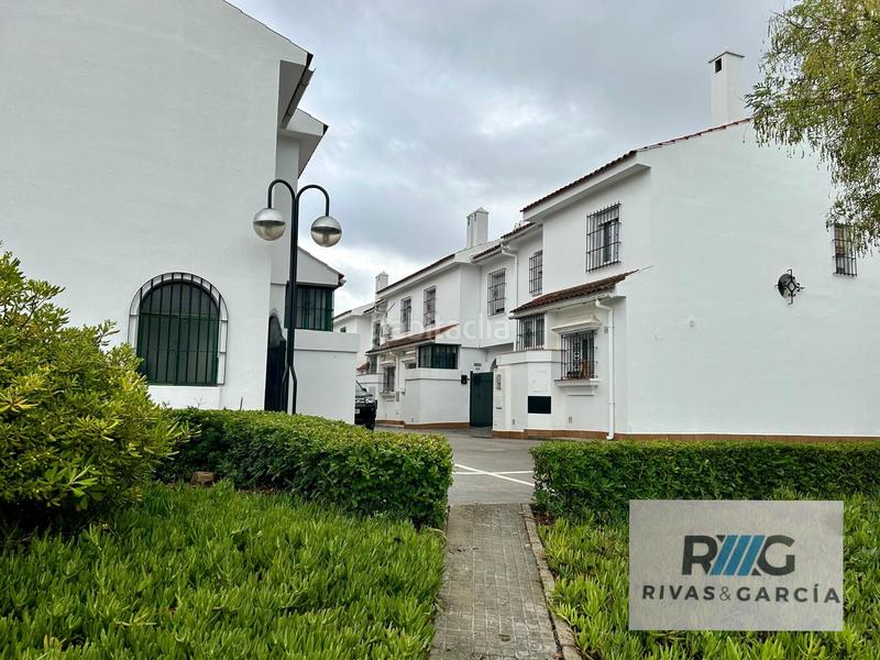 Foto 9e40ff08-0bf8-49c3-b9e9-d330cceae0ab. Casa adosada  en venta en las buganvillas en Jerez de la Frontera