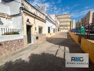 Casa a schiera in Picadueñas. Casa en venta para reformar en picadueñas