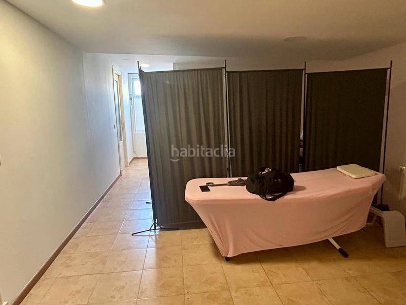 Foto f5bb4dbc-5750-4de0-be90-3544cc2232bc. Local comercial local en venta en avenida de arcos en Jerez de la Frontera