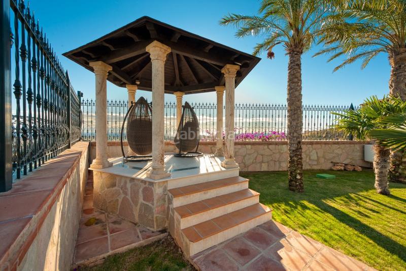 Foto 1ff4028c-d184-488b-972b-780a9dc8e693. Xalet amb calefacció aparcament piscina a la cala Mijas Mijas