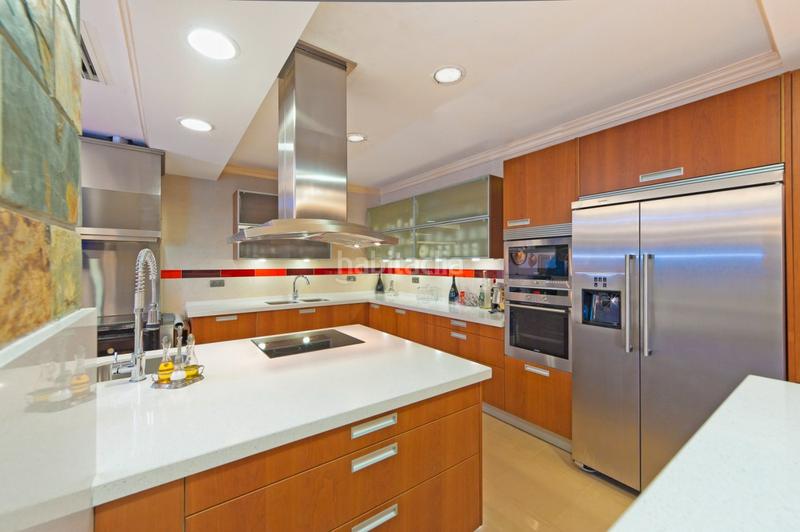 Foto 4a4eb7e6-19f9-4063-89eb-8e7594120b54. Xalet amb calefacció aparcament piscina a la cala Mijas Mijas