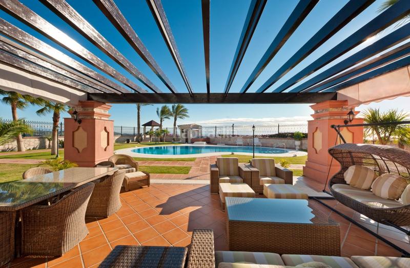 Foto c1bcda1c-1773-4b37-a750-c90037c13d28. Xalet amb calefacció aparcament piscina a la cala Mijas Mijas