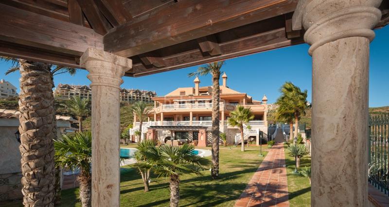 Foto cd7d538f-a64b-40ae-91ab-2251508ce92e. Xalet amb calefacció aparcament piscina a la cala Mijas Mijas