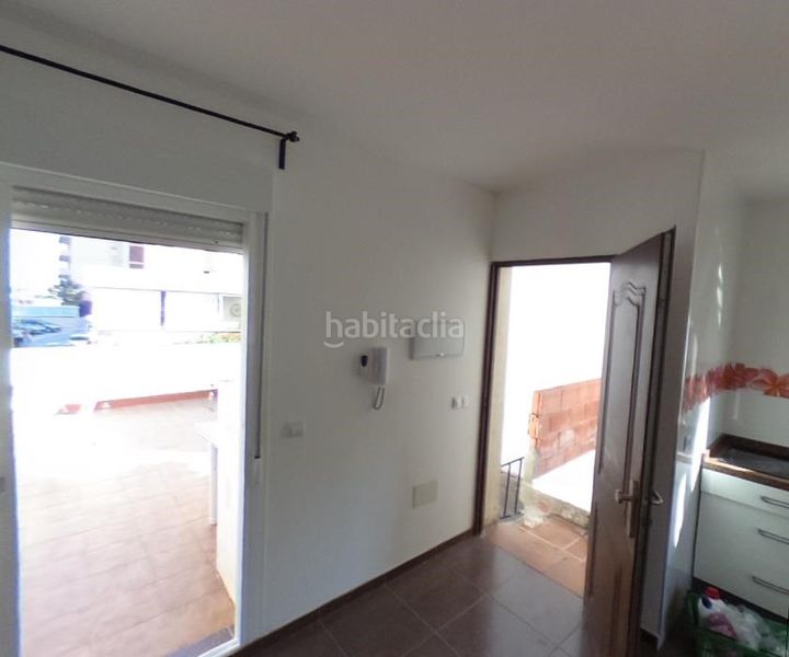 Foto 587437be-4f09-4aed-ac7d-b8bf7ab8e25b. Casa adossada amb aparcament a Puerto Deportivo Fuengirola