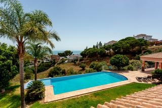 Chalet à La Capellanía - El Higuerón. Impresionante villa con exclusivas vistas con 6 dormitorios y 5