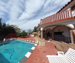Xalet a Campo de Mijas. Villa en venta en sierrezuela, mijas costa, con 4 dormitorios