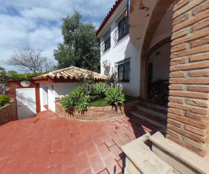 Foto c870d335-0329-4bfb-818d-5b506eb54be5. Xalet amb aparcament a campo de Mijas Mijas